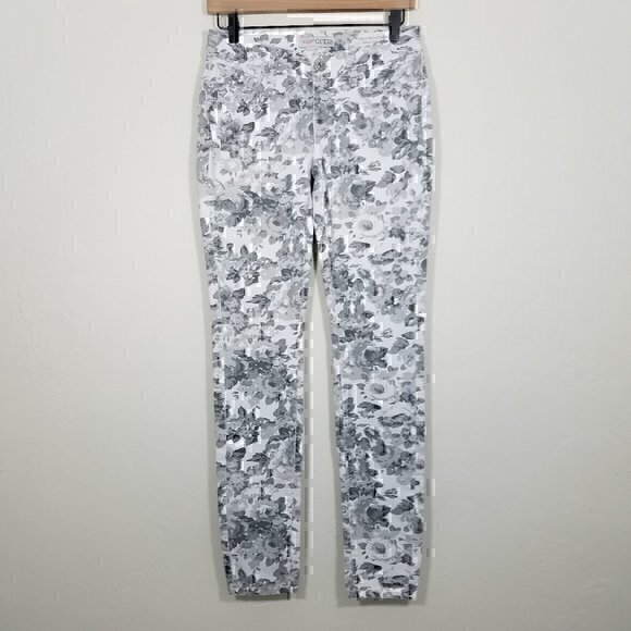 Guess Floral Sienna Curvy Fit Medium Rise Curvy Skinny 26 - Picture 1 of 9